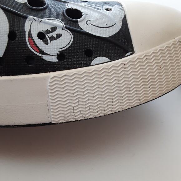 Native Jefferson Disney Mickey Mouse Mens 10 Adult Water Shoes Slip On Sneakers - Picture 8 of 10